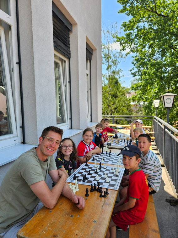 Fortgeschrittene Kinder in Gruppe 2 beim ATG Tag
